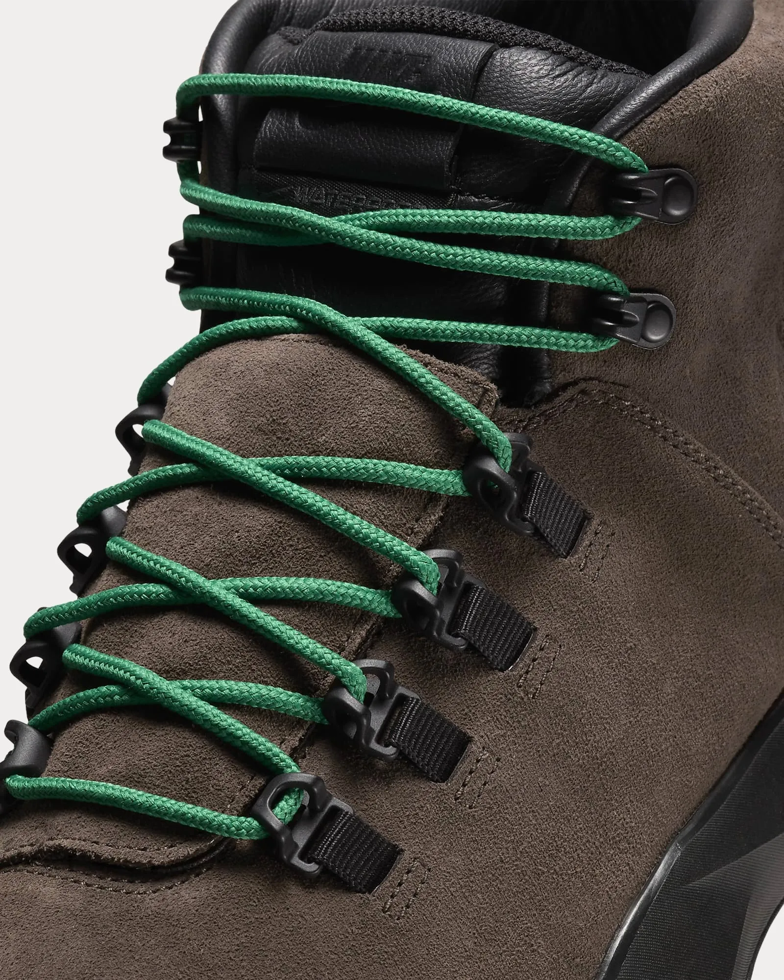 Cygnal Baroque Brown / Black / Malachite / Black Boots