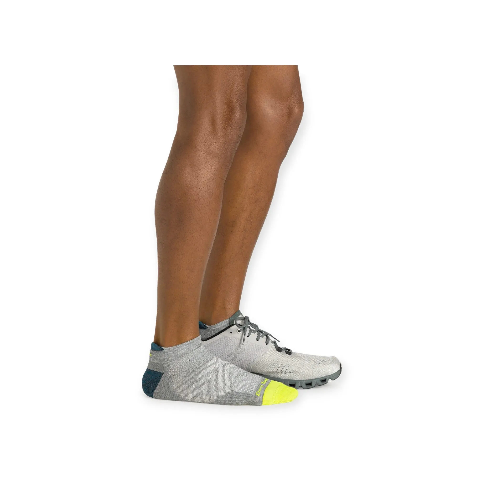 Darn Tough Men's No Show Tab No Cushion Ultra-Lightweight Running Socks