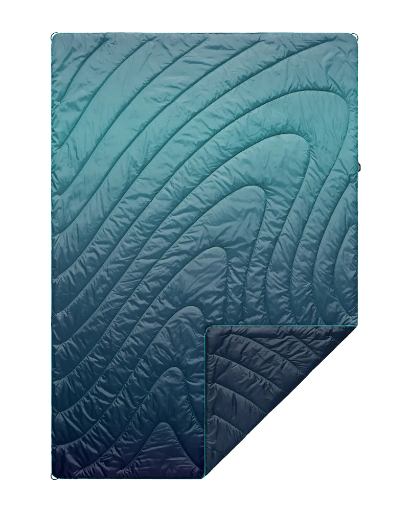 Original Puffy Blanket in Ocean Fade
